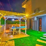 Villa 4 Bedroom