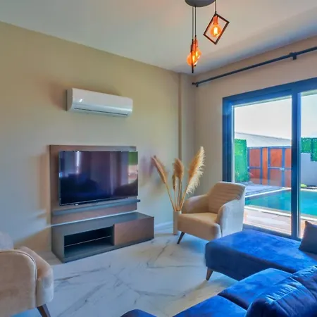 Вилла 4 Bedroom *